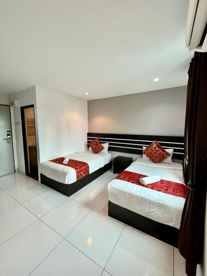 Hotel Zamburger Tengkera Melaka Екстер'єр фото
