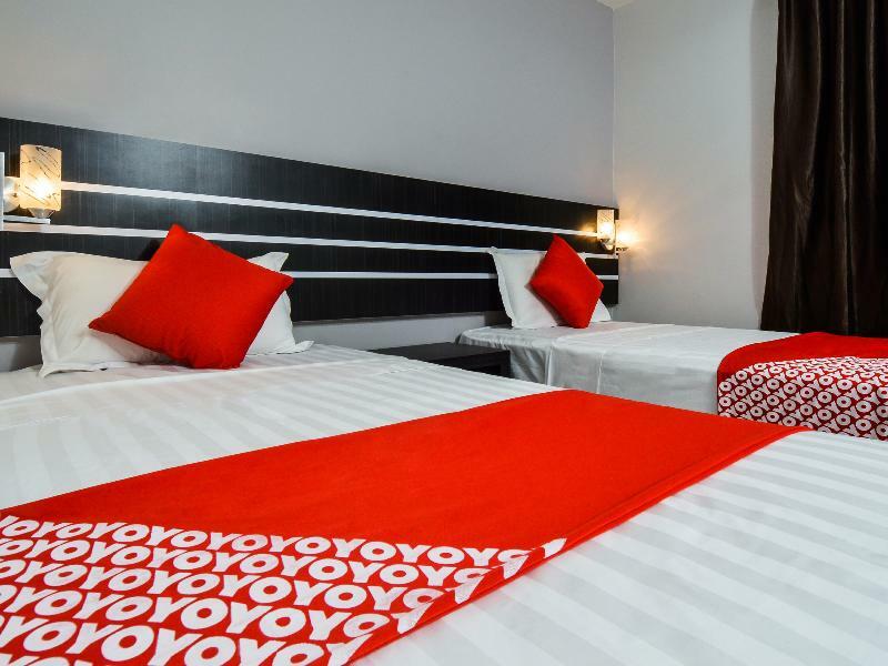 Hotel Zamburger Tengkera Melaka Екстер'єр фото